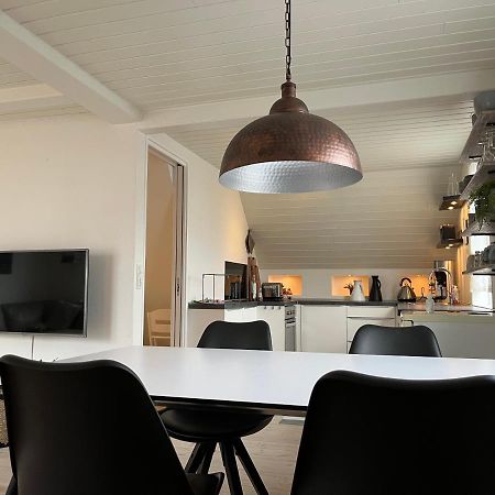 Apartment Downtown - Great View! Klaksvík Екстериор снимка