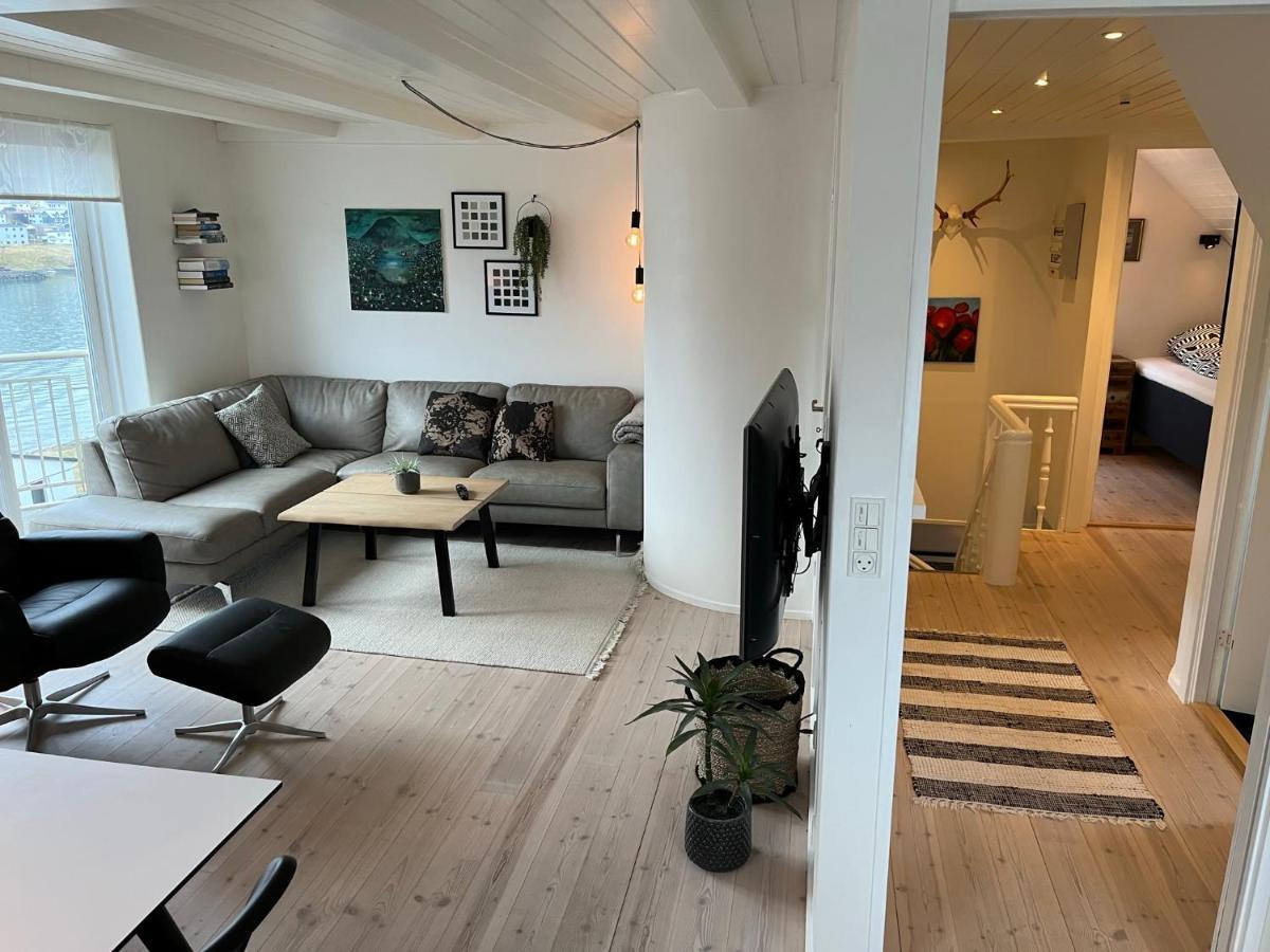 Apartment Downtown - Great View! Klaksvík Екстериор снимка