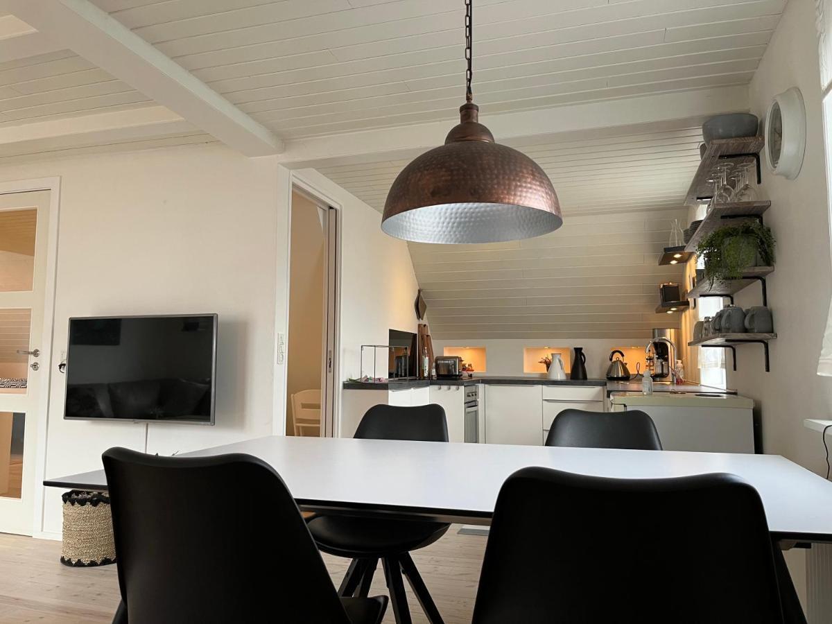 Apartment Downtown - Great View! Klaksvík Екстериор снимка